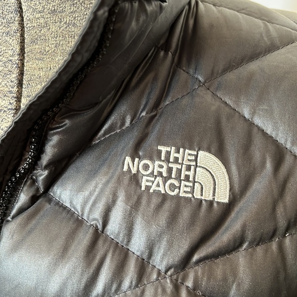 The North Face Flare 550 Goose Down Short Black Puffer Zip Up Ski Jacket, sz XS - Picture 8 of 16